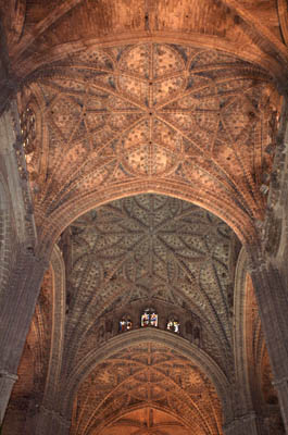 Photos of Sevilla's massive gothic cathedral, and adjoining tower, La Giralda.